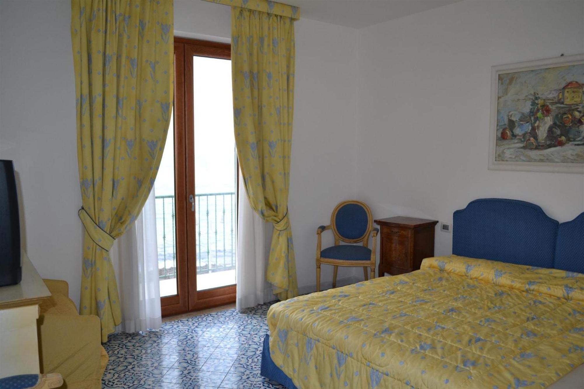 Hotel Villa Sirio Santa Maria di Castellabate Exteriör bild